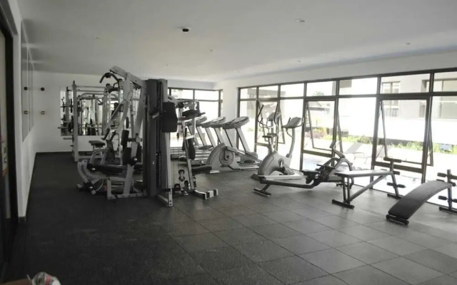 Astoria 1 BR with Gym &Pool In Lavington