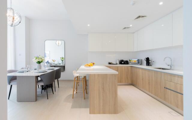 DXB - LIV Residence - 906 - DM