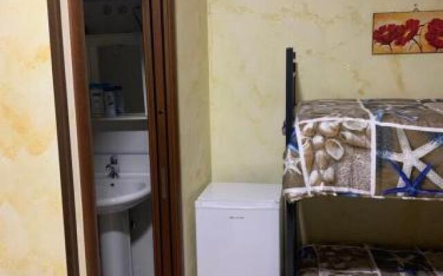 Airport Bedroom House