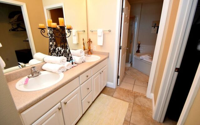 Lighthouse 417 by RedAwning