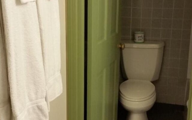 Hanover Hotel & Banquet Center