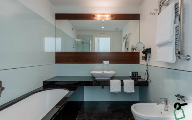 HOTIDAY Room Collection - Pisa