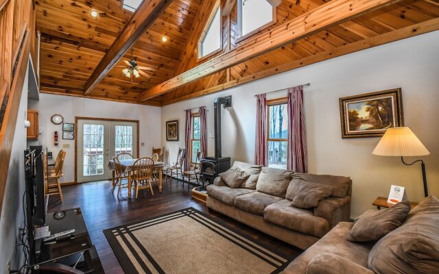 Black Bear Retreat 3 Bedroom House