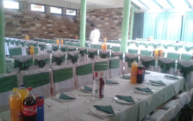Hotel Oazza