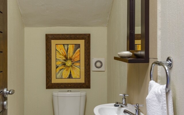 San Lameer Villa Rentals 403