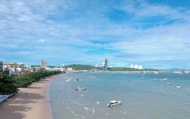 Wave Hotel Pattaya