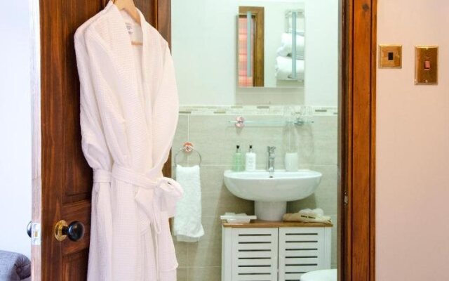 Strathallan Bed and Breakfast