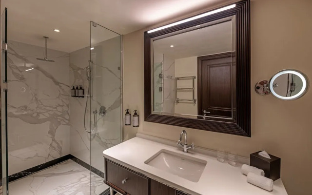 GoldenEye Hotel & Casino