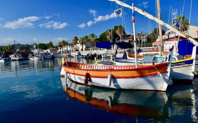 Riviera Standing Appartement La Couronne Premium, vue mer