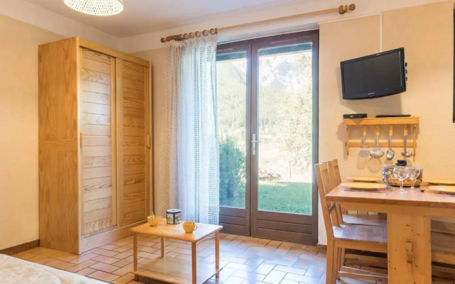 Appartement Le Monêtier-les-Bains, 1 pièce, 4 personnes - FR-1-330F-52