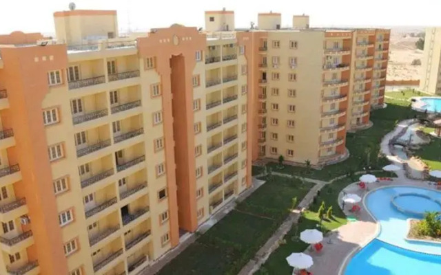 Marseilia Land