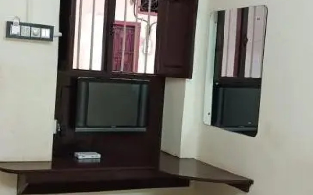 Hotel Saraswathy Bhavanam