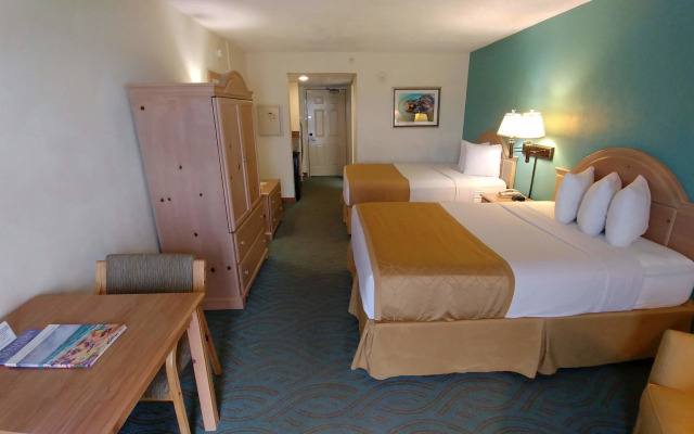 Tropical Winds Oceanfront Hotel