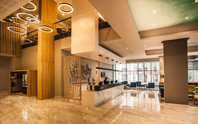 StayEasy Cape Town City Bowl