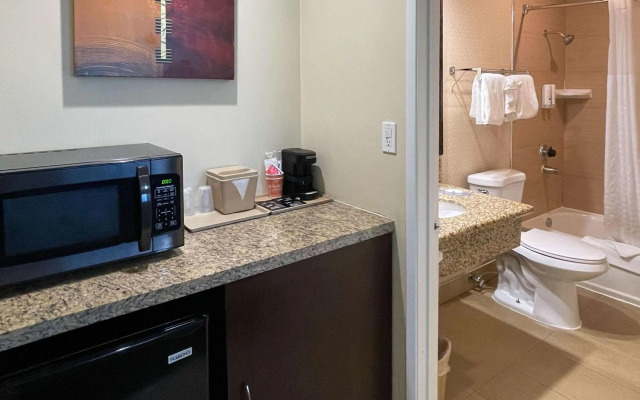 Quality Inn Ontario Airport Convention Center