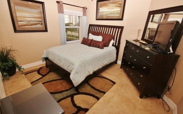 Oceanwalk 13-401 Apartment 3