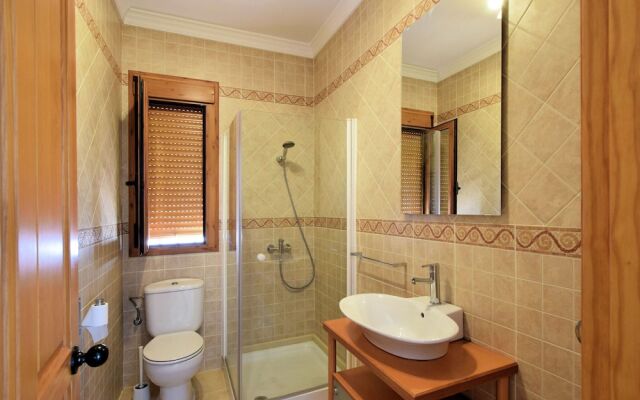 Spacious Villa With Private Pool and Stunning Views Near Iznájar