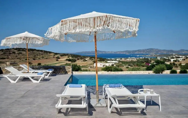 La Vitalite Luxury Villa in Paros