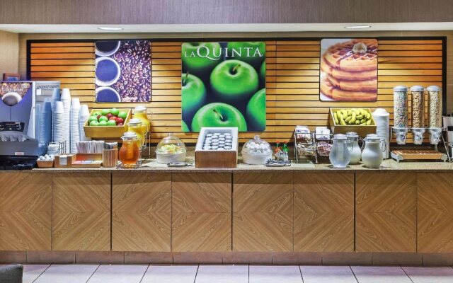 La Quinta Inn Suites Galleria