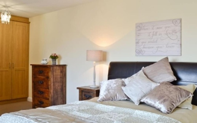 The Penthouse -The Kingsley Collection
