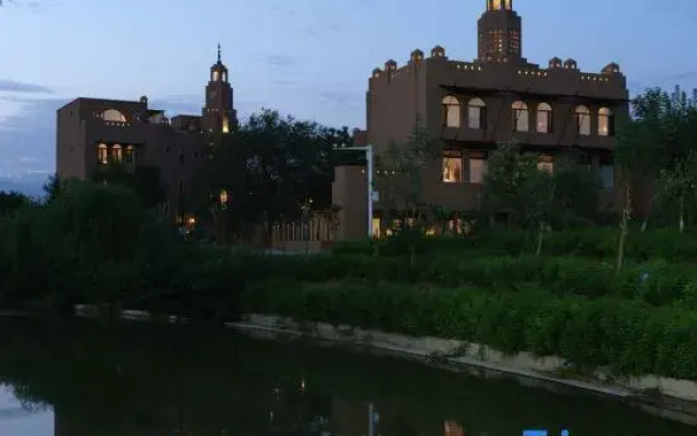Rizamat Manor