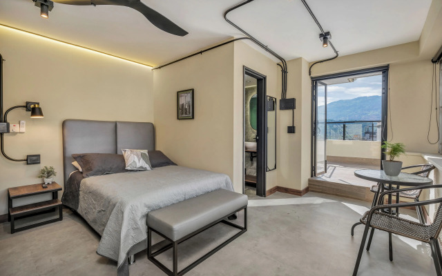 Nutibara Express by HOUSY HOST