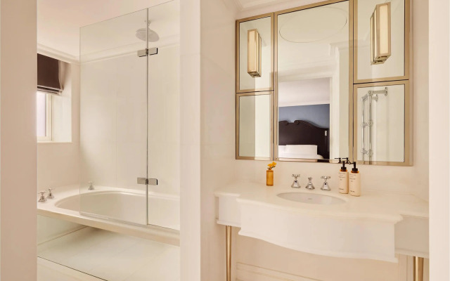 The Connaught, Maybourne