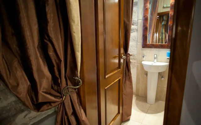 Forza Lux Guest House