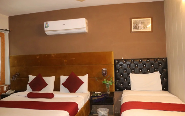 Midway Hotel Gilgit
