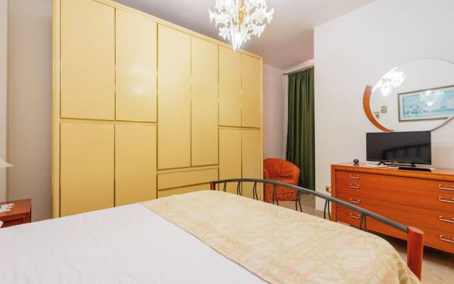 3277 Guest House Eleonora - Camera Matrimoniale by Barbarhouse