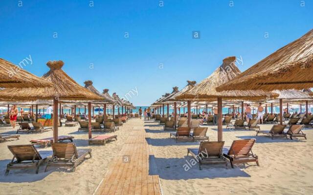 Aqua 6 Mamaia Nord