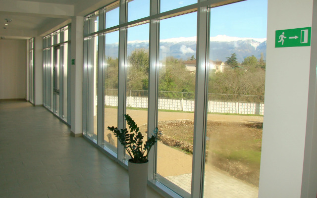 Апсны (Гудаута), отель (Абазинская, 2а)