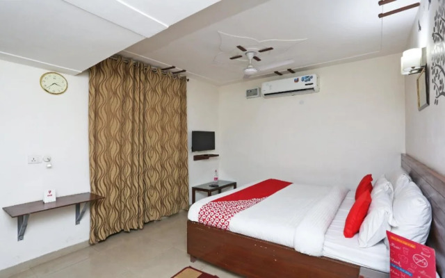 K V Complex by OYO Rooms