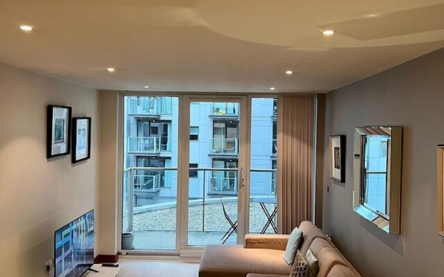 Londwell - Luxury Chelsea Apartment With Balcony