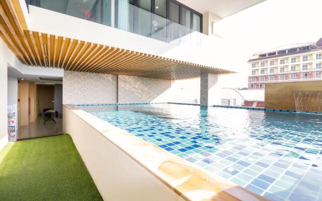 Tara Grand Hotel