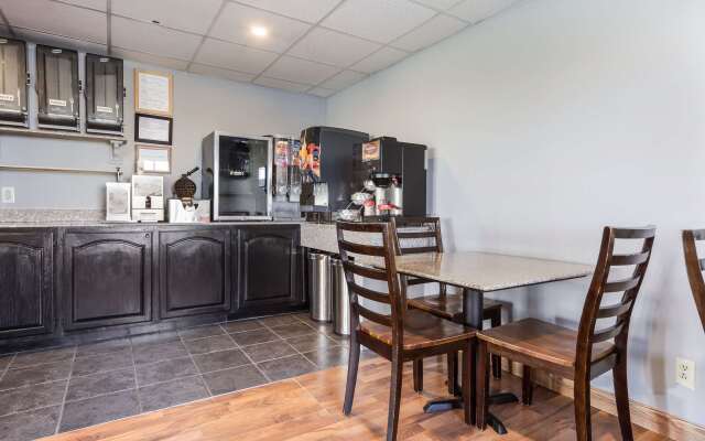 Rodeway Inn Lincoln West - University Area