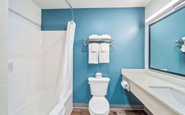 Woodspring Suites Fort Myers - Cape Coral