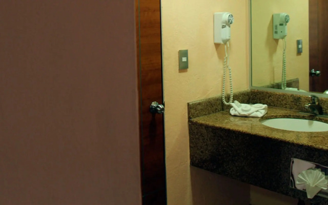 Hotel Soleil Business Class Celaya