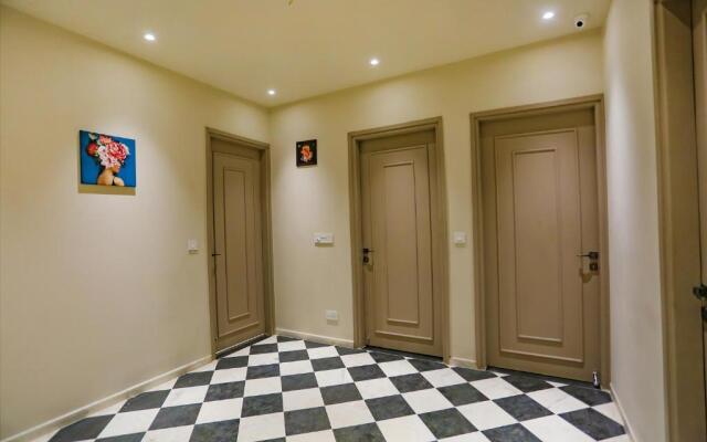 FabExpress Aroma Corporate Suites