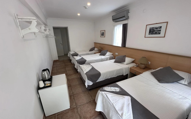 Mimosa Pension