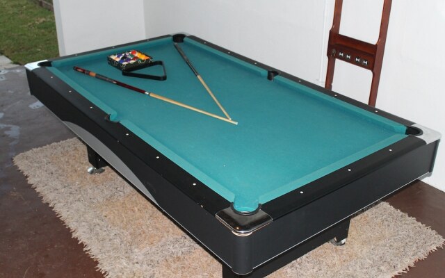 4BR, 4BA House Beach, Entertainment, Nightlife