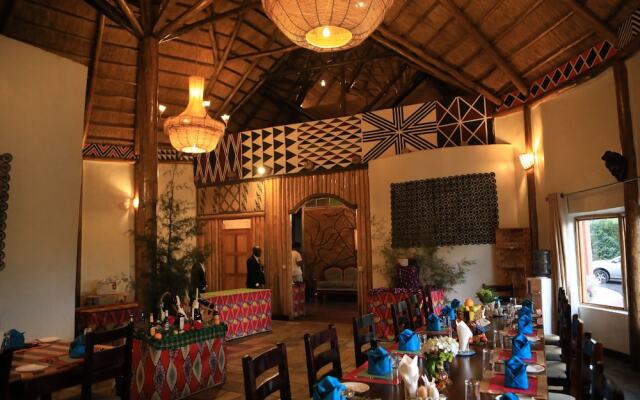Ingagi Park View Lodge