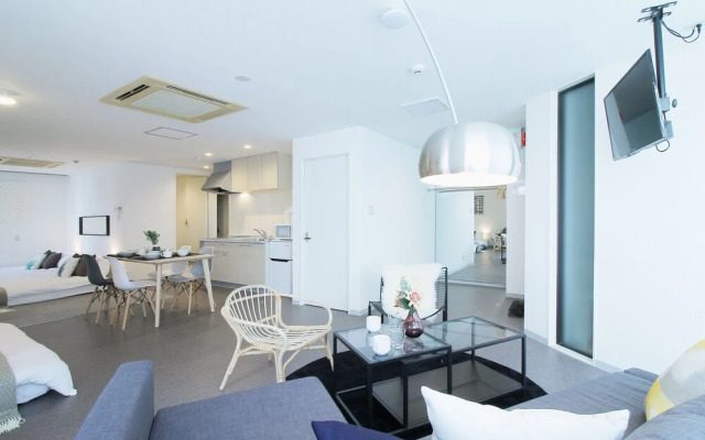 Yoshi Building 302
