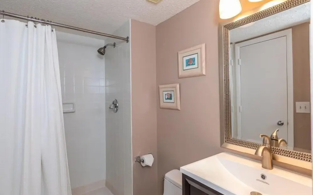 Shipwatch 308b by Wild Dunes, Oceanfront Condo With Resort Amenity Access
