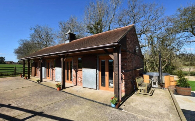 Oak Tree Stables