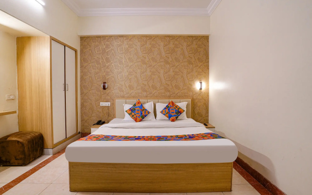 Fabhotel Heritage Palace