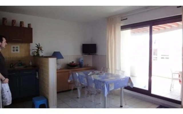 Languedoc Immobilier Appartement Vue Mer Plage Piscine Rochelongue - St152
