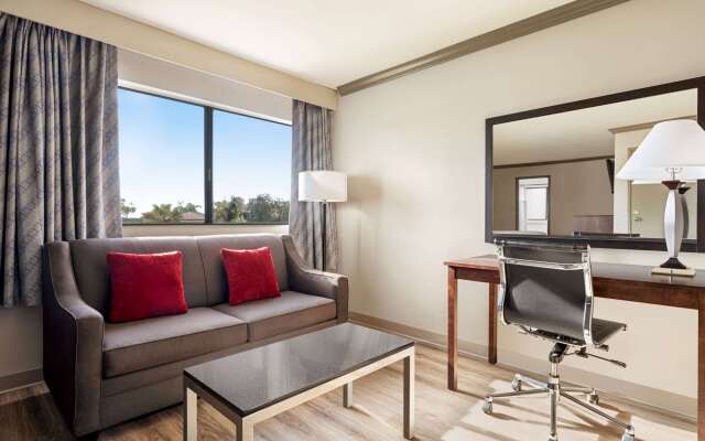 Baymont by Wyndham Monterey Park