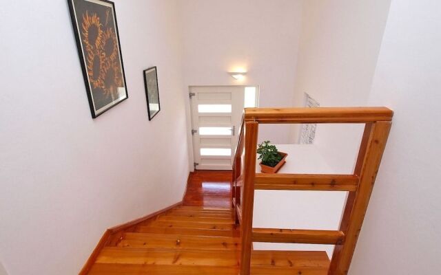 Apartment 1366