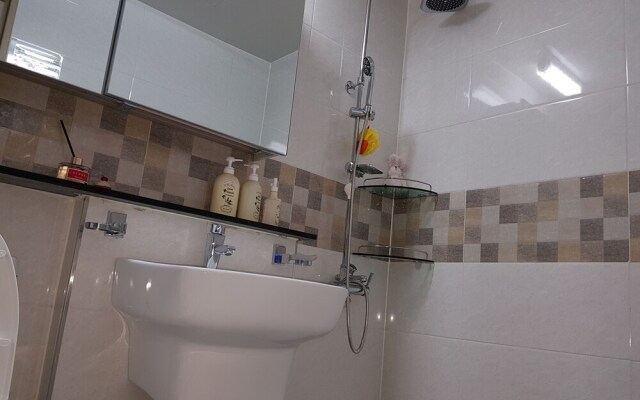 Buzz Guest House - Hostel
